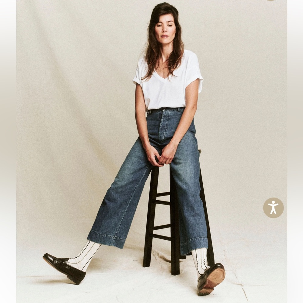 The Great. Wide Leg Seafair high rise jeans. Size 28.